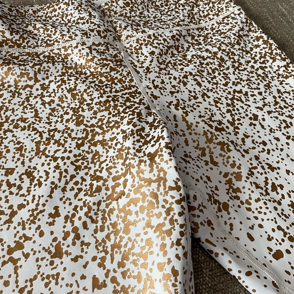 ZYIA Active White Gold Sparkle Legging - Picture 7 of 7